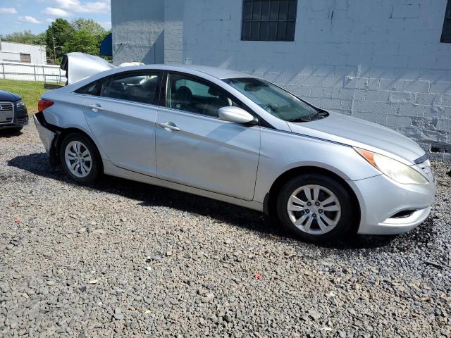 5NPEB4AC0CH428948 - 2012 HYUNDAI SONATA GLS SILVER photo 4