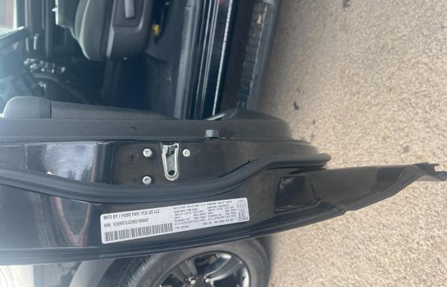 1C6RR7LG2NS199442 - 2022 RAM 1500 CLASS SLT შავი ფოტო 10