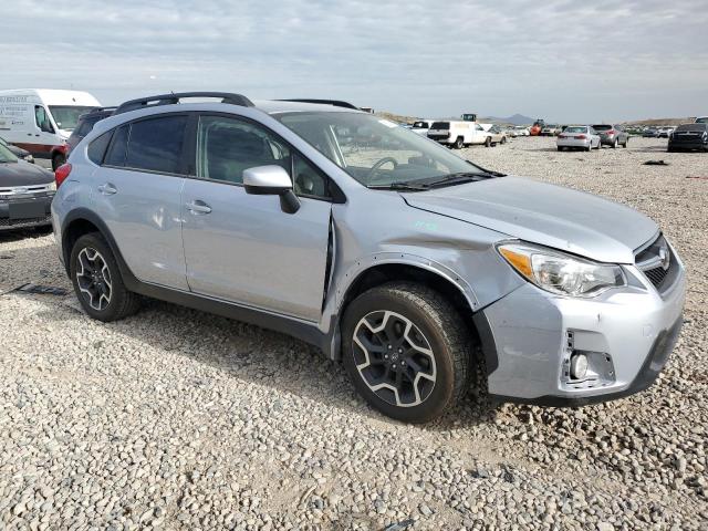 JF2GPABC9HH281799 - 2017 SUBARU CROSSTREK PREMIUM SILVER photo 4