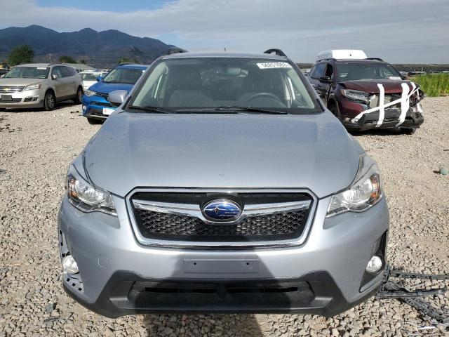 JF2GPABC9HH281799 - 2017 SUBARU CROSSTREK PREMIUM SILVER photo 5