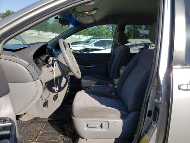 5TDZA23C56S490964 - 2006 TOYOTA SIENNA CE GRAY photo 7