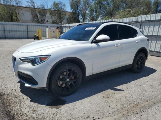 ZASFAKNN4J7C00791 - 2018 ALFA ROMEO STELVIO TI SPORT WHITE photo 1