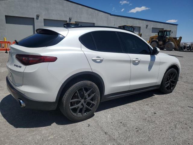 ZASFAKNN4J7C00791 - 2018 ALFA ROMEO STELVIO TI SPORT WHITE photo 3