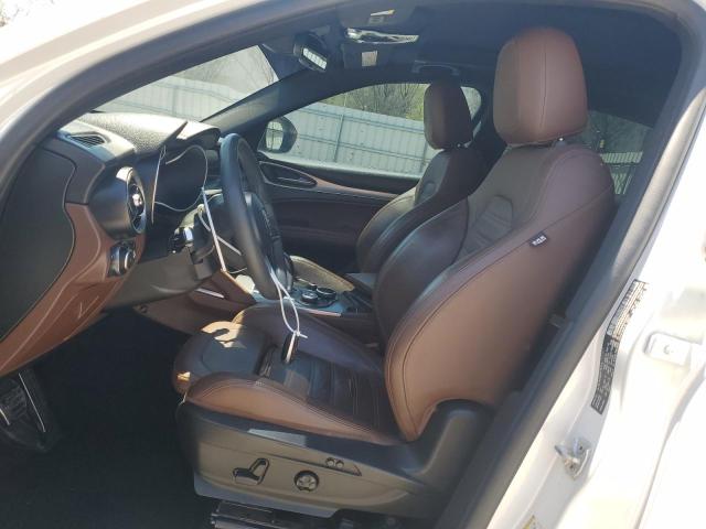 ZASFAKNN4J7C00791 - 2018 ALFA ROMEO STELVIO TI SPORT WHITE photo 7