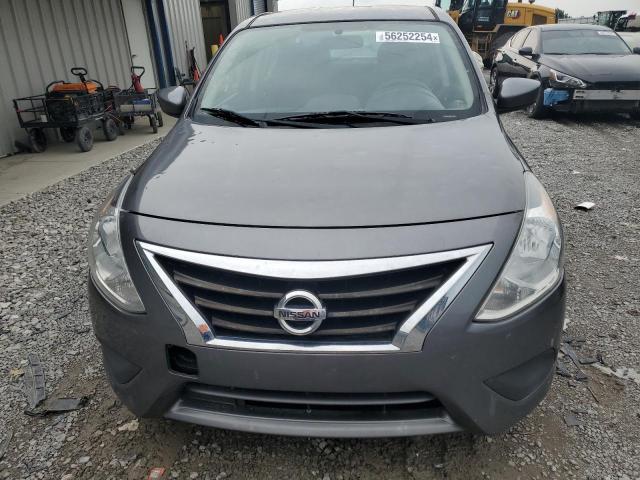 3N1CN7AP8HL854948 - 2017 NISSAN VERSA S GRAY photo 5