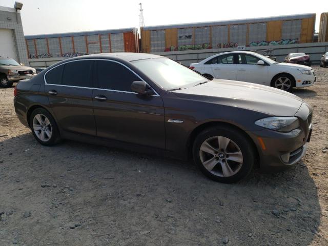 WBAXH5C54DD114252 - 2013 BMW 528 XI BROWN photo 4