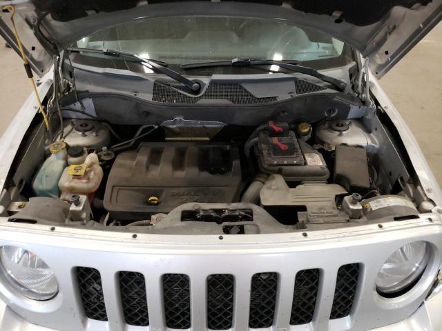 1J4NT4GB6BD287006 - 2011 JEEP PATRIOT LATITUDE SILVER photo 11