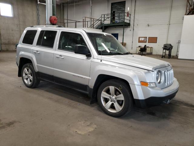 1J4NT4GB6BD287006 - 2011 JEEP PATRIOT LATITUDE SILVER photo 4