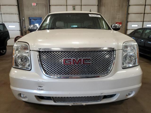 1GKUKMEF8AR286410 - 2010 GMC YUKON XL DENALI WHITE photo 5