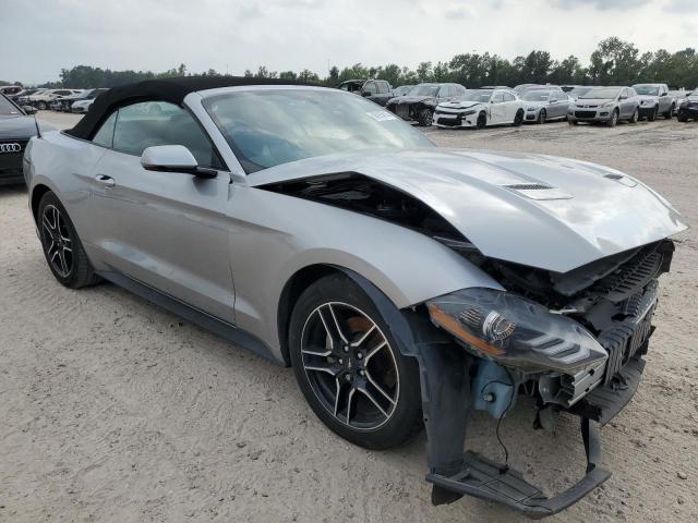 1FATP8UH5L5112328 - 2020 FORD MUSTANG SILVER photo 4