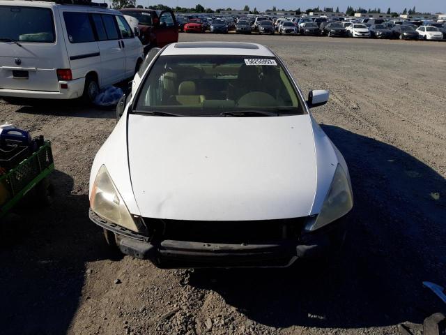 JHMCM56804C021770 - 2004 HONDA ACCORD EX WHITE photo 5