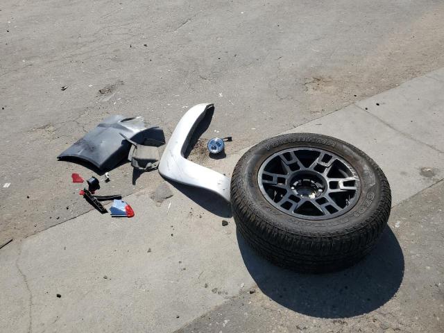 5TEJU62N37Z399808 - 2007 TOYOTA TACOMA DOUBLE CAB PRERUNNER SILVER photo 12