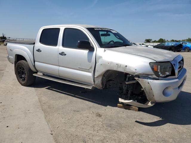 5TEJU62N37Z399808 - 2007 TOYOTA TACOMA DOUBLE CAB PRERUNNER SILVER photo 4