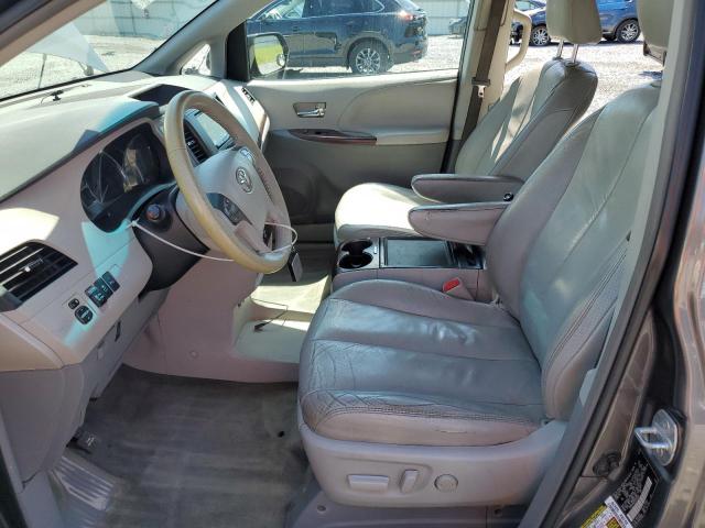 5TDYK3DC6CS218030 - 2012 TOYOTA SIENNA XLE 灰色 照片 7