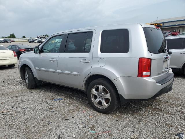 5FNYF3H67CB032168 - 2012 HONDA PILOT EXL SILVER photo 2