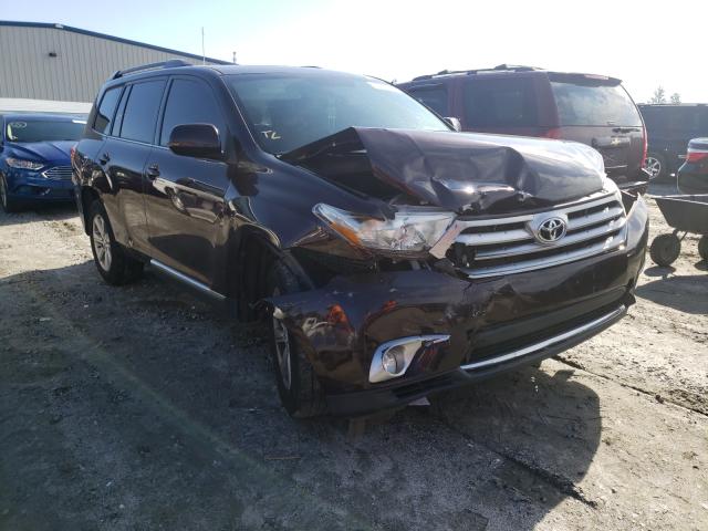 5TDBK3EH4DS278860 - 2013 TOYOTA HIGHLANDER BASE Marron photo 1