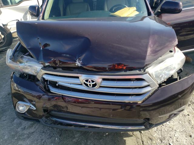 5TDBK3EH4DS278860 - 2013 TOYOTA HIGHLANDER BASE Marron photo 7