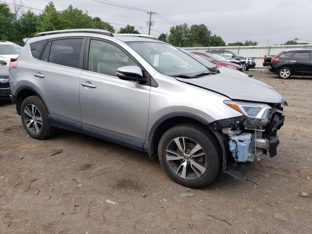 JTMRFREV5JJ226528 - 2018 TOYOTA RAV4 ADVENTURE SILVER photo 4