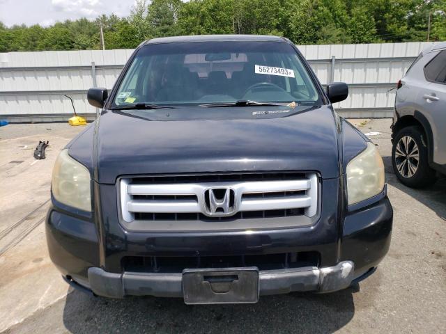 2HKYF18166H547533 - 2006 HONDA PILOT LX BLACK photo 5