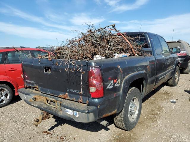 1GCGK29U14Z122913 - 2004 CHEVROLET SILVERADO K2500 GRAY photo 4