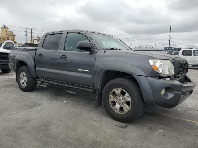 3TMJU4GN9AM096663 - 2010 TOYOTA TACOMA DOUBLE CAB PRERUNNER GRAY photo 4