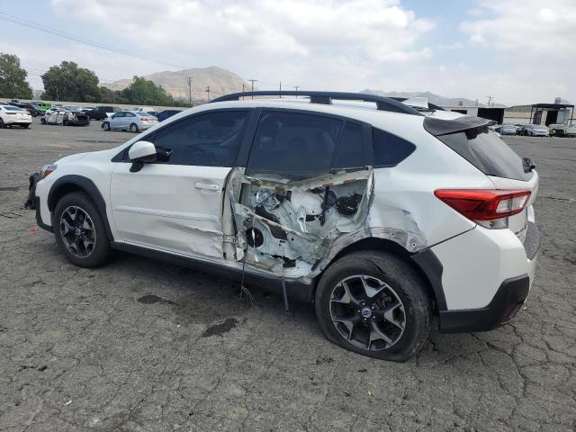 JF2GTADC4J8334472 - 2018 SUBARU CROSSTREK PREMIUM WHITE photo 2