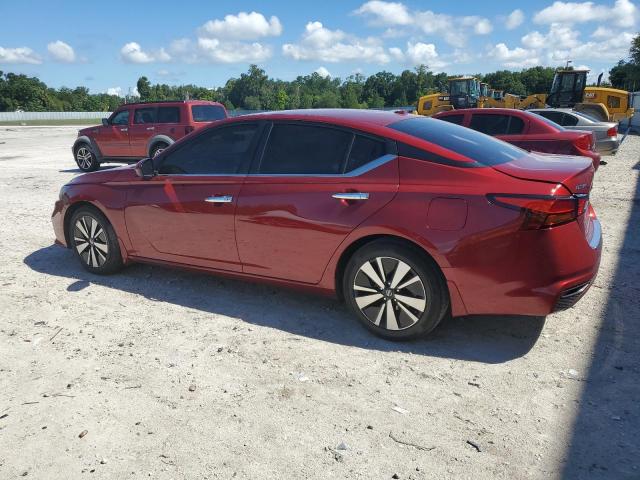 1N4BL4DV1MN382308 - 2021 NISSAN ALTIMA SV RED photo 2