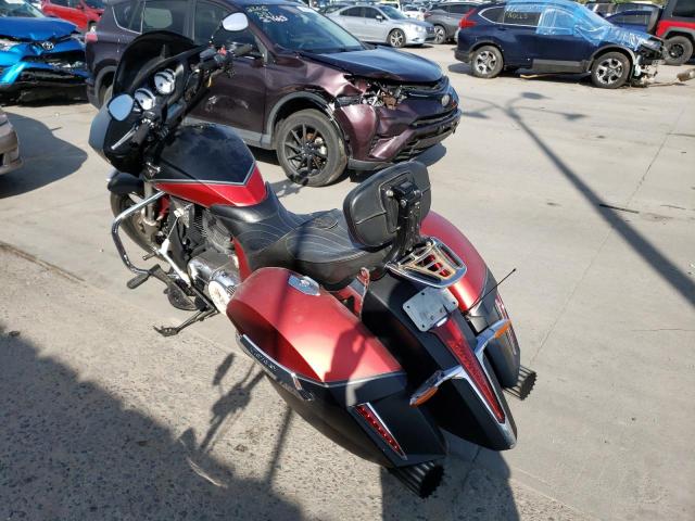 5VPDW36N9F3045371 - 2015 VICTORY MOTORCYCLES CROSS COUN 勃艮第红 照片 3