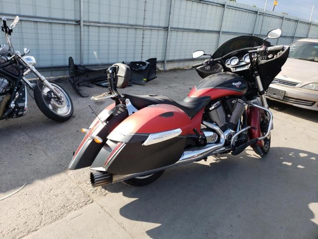 5VPDW36N9F3045371 - 2015 VICTORY MOTORCYCLES CROSS COUN 勃艮第红 照片 4