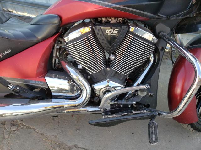 5VPDW36N9F3045371 - 2015 VICTORY MOTORCYCLES CROSS COUN 勃艮第红 照片 7