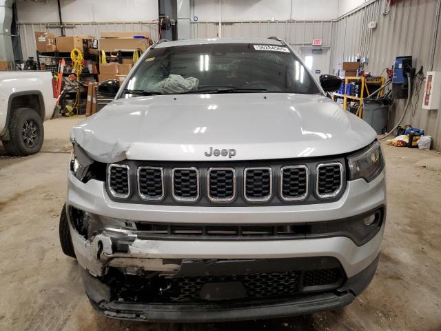 3C4NJDBN6RT175193 - 2024 JEEP COMPASS LATITUDE Արծաթագույն լուսանկար 5