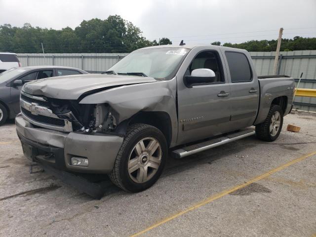 2GCEK13M971512990 - 2007 CHEVROLET SILVERADO K1500 CREW CAB SILVER photo 1