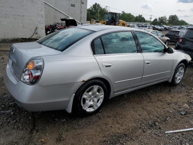 1N4AL11E64C190618 - 2004 NISSAN ALTIMA BASE SILVER photo 3