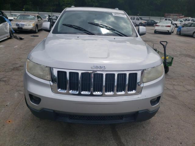 1C4RJEAG9CC159048 - 2012 JEEP GRAND CHER LAREDO SILVER photo 5