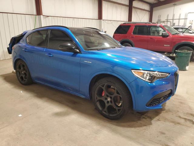 ZASPAKBN9P7D65964 - 2023 ALFA ROMEO STELVIO TI BLUE photo 4