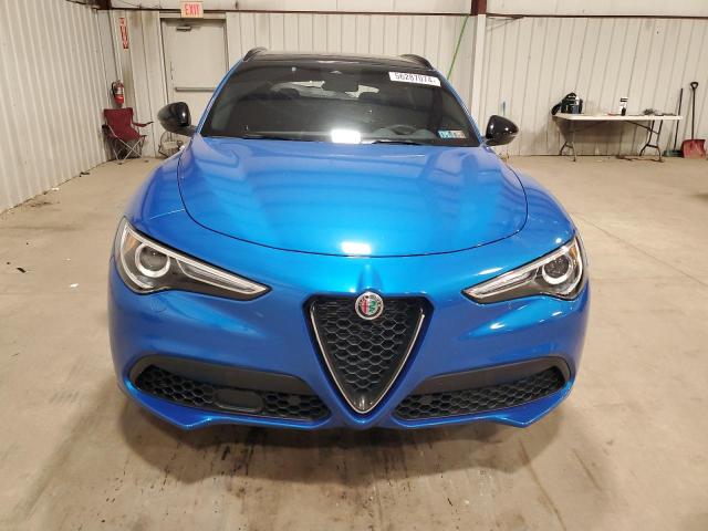 ZASPAKBN9P7D65964 - 2023 ALFA ROMEO STELVIO TI BLUE photo 5