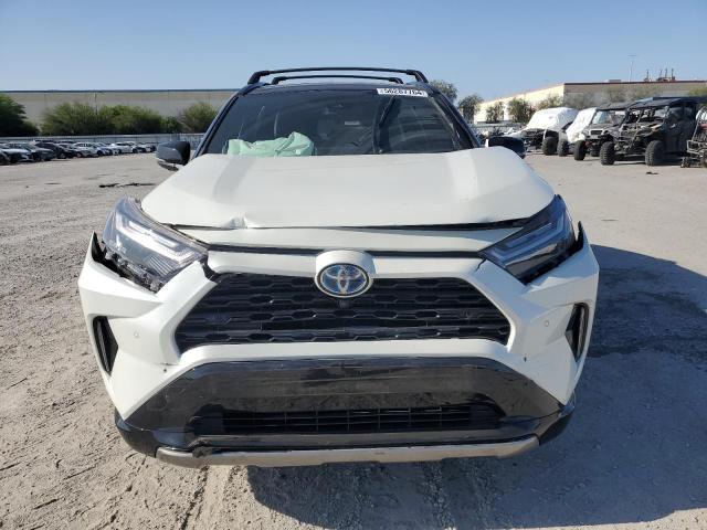 4T3E6RFV4NU070969 - 2022 TOYOTA RAV4 XSE WHITE photo 5