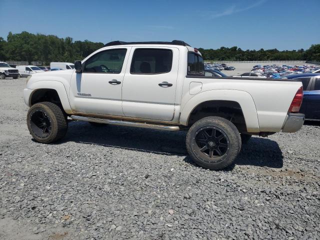 3TMJU62N57M049285 - 2007 TOYOTA TACOMA DOUBLE CAB PRERUNNER WHITE photo 2