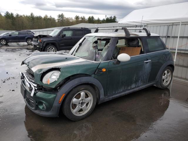 2011 MINI COOPER, 