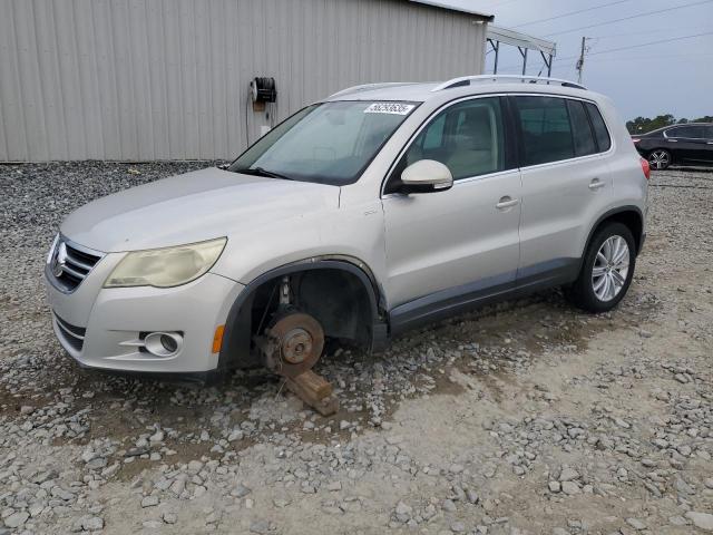 2010 VOLKSWAGEN TIGUAN S, null