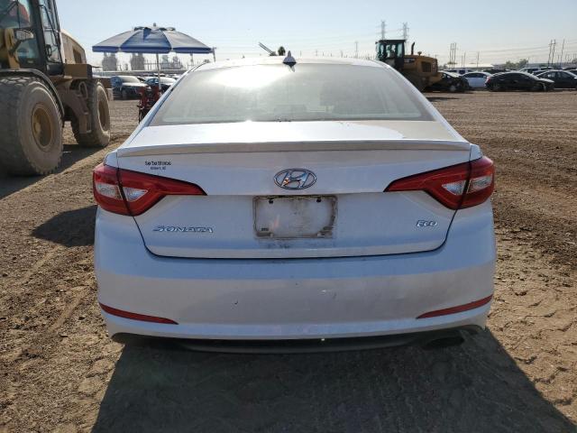 5NPE24AA5FH116546 - 2015 HYUNDAI SONATA ECO WHITE photo 6