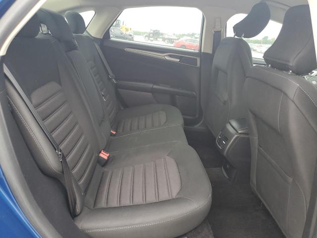 3FA6P0HD5JR202322 - 2018 FORD FUSION SE BLUE photo 10
