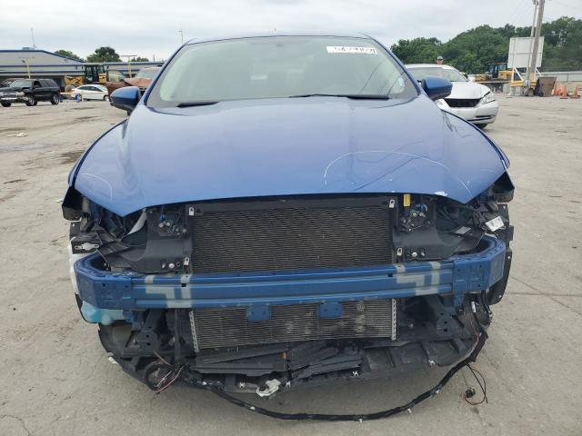 3FA6P0HD5JR202322 - 2018 FORD FUSION SE BLUE photo 5