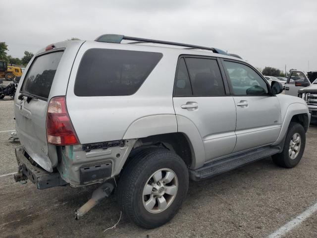 JTEZU14RX50052278 - 2005 TOYOTA 4RUNNER SR5 SILVER photo 3