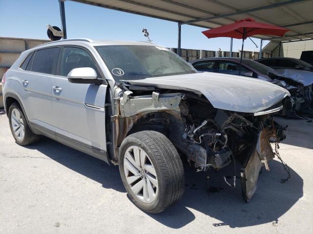 1V25C2CA0LC201802 - 2020 VOLKSWAGEN ATLAS CROS SE Серебристый фото 4