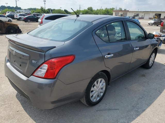 3N1CN7AP4JL803811 - 2018 NISSAN VERSA S GRAY photo 3