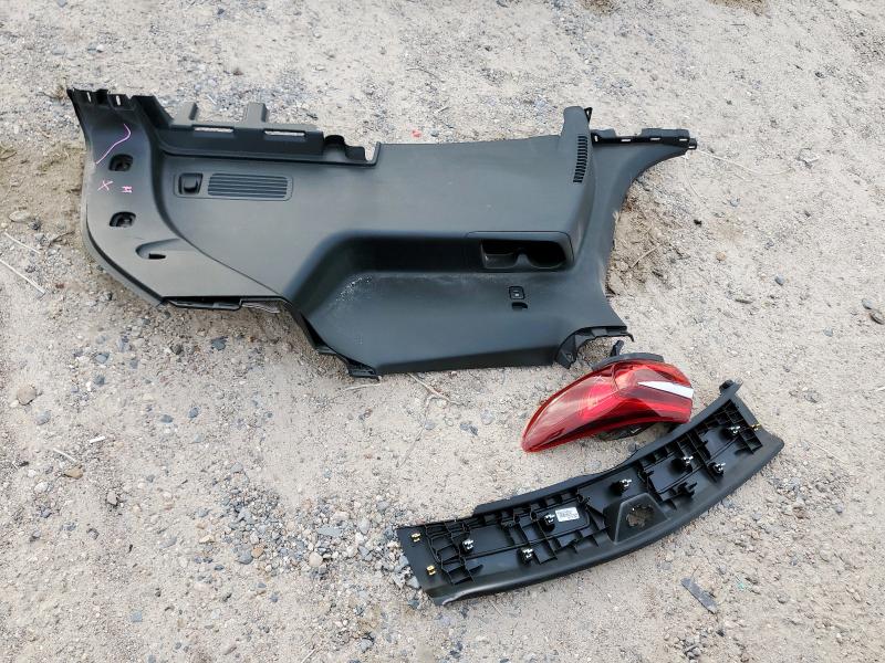 5GAERBKW9LJ183634 - 2020 BUICK ENCLAVE ESSENCE Boz foto 13