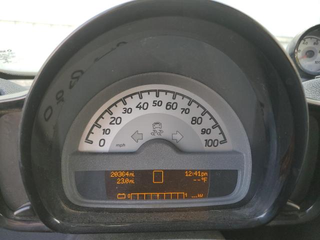 WMEEJ9AA9GK841863 - 2016 SMART FORTWO PAS WHITE photo 9