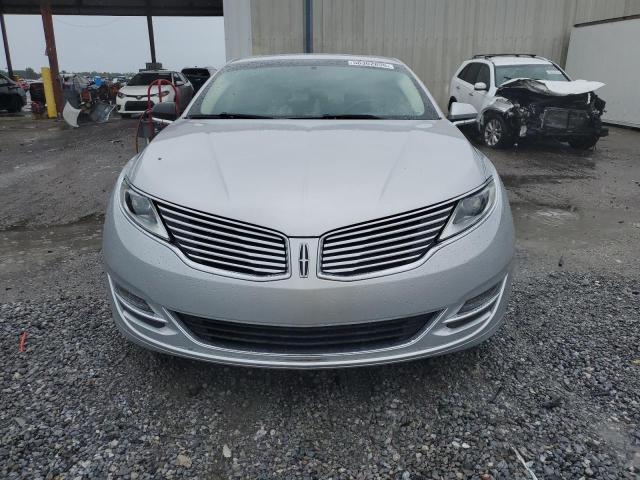 3LN6L2GK6DR823781 - 2013 LINCOLN MKZ SILVER photo 5