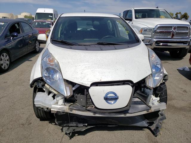 1N4AZ0CP6DC419015 - 2013 NISSAN LEAF S WHITE photo 5